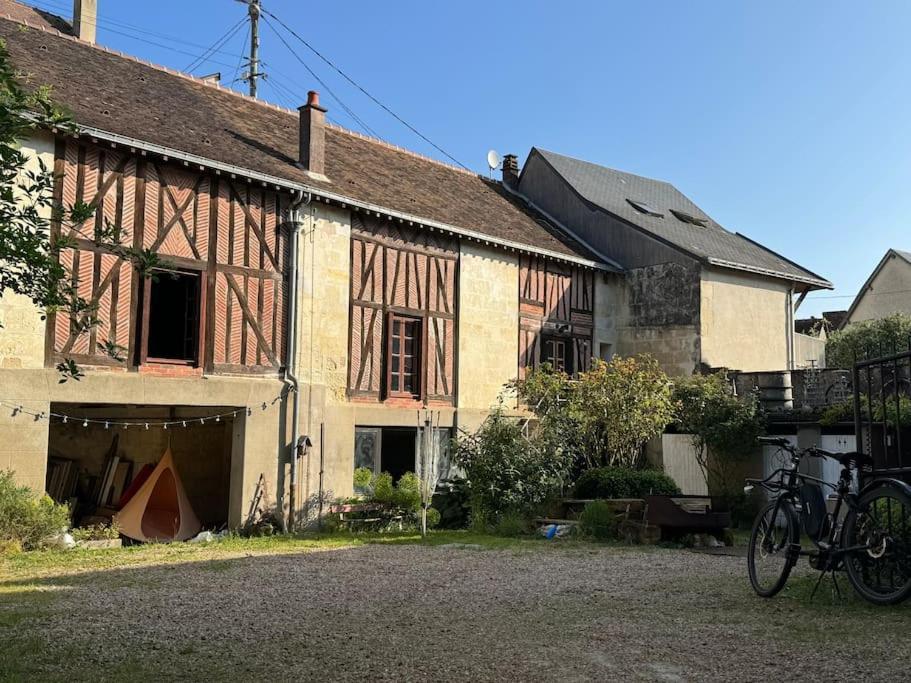La Belle Etoile Villa La Chartre-sur-le-Loir Exteriör bild